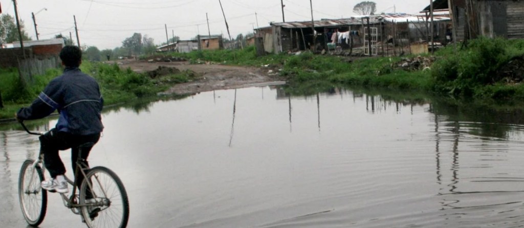 Un fuerte temporal causó graves destrozos y evacuaciones masivas en la provincia de Tucumán